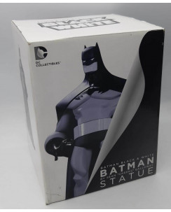 DC Collectibles Black and White Batman Statue by Sean Galloway Gd51