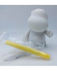 Kidrobot MINI BUB DIY VINIL ART WHITE CANVAS FIGURE NO BOX  Gd01
