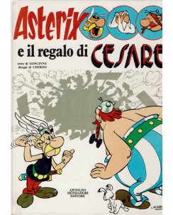 ASTERIX Asterix e il regalo di Cesare di Goscinny e Uderzo ed. Mondadori FU23
