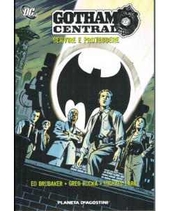 Gotham Central: Servire e proteggere di Brubaker, Rucka ed. Planeta