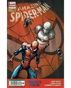 L'UOMO RAGNO n.640 Amazing Spider-Man problemi di fiducia ed.Panini NUOVO
