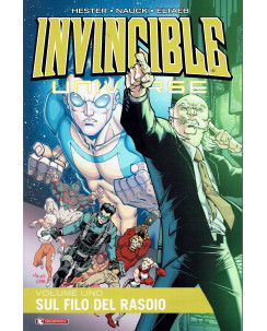 Invincible Universe n. 1 Sul filo del rasoiodi Hester ed.Saldapress Sconto FU11